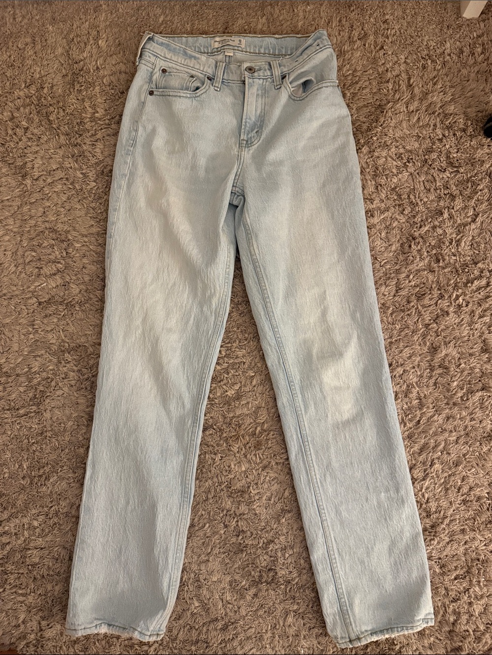 Abercrombie & Fitch The 90’s Straight Mid Rise